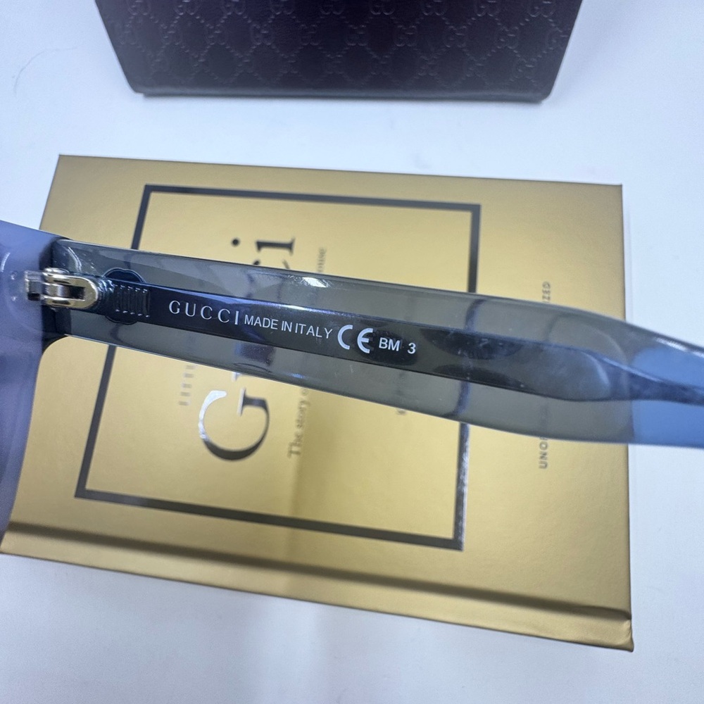 Gucci Black& Blue GUCCI Acetate Sunglasses - Picture 5 of 16